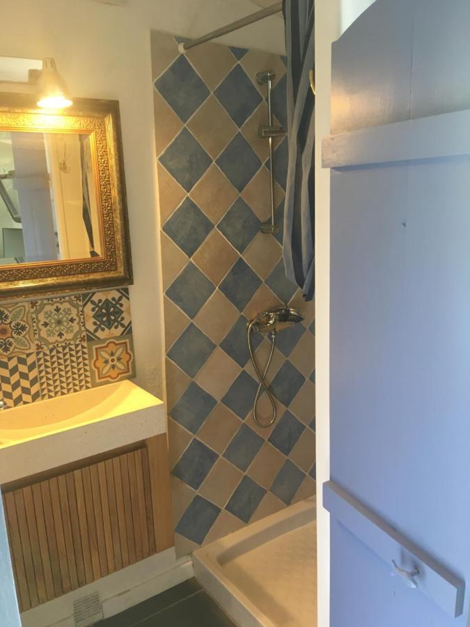 Le Buzet Bleu Bed & Breakfast ノワールムーティエ エクステリア 写真